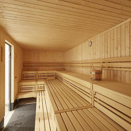 Reetland Am Meer - Premium Reetdachvilla Mit 3 Schlafzimmern, Sauna Und Kamin F07 Dranske Buitenkant foto